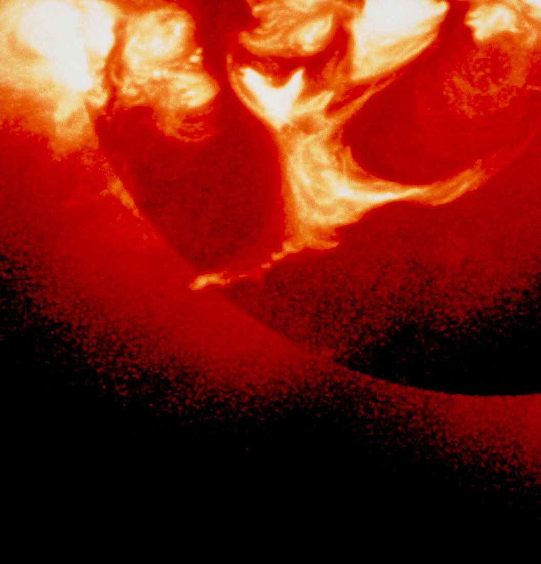 X-ray of a filament in the solar corona