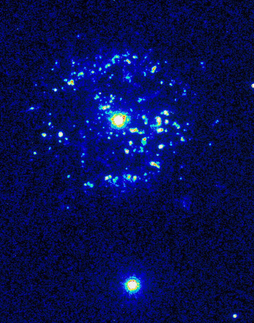 Gas blobs around nova T Pyxidis,HST