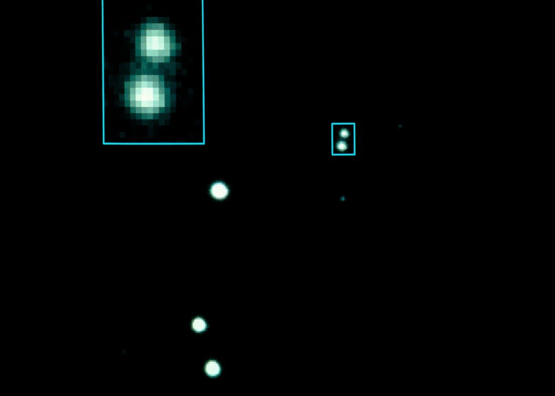 Optical CCD image of the double quasar 0957+561