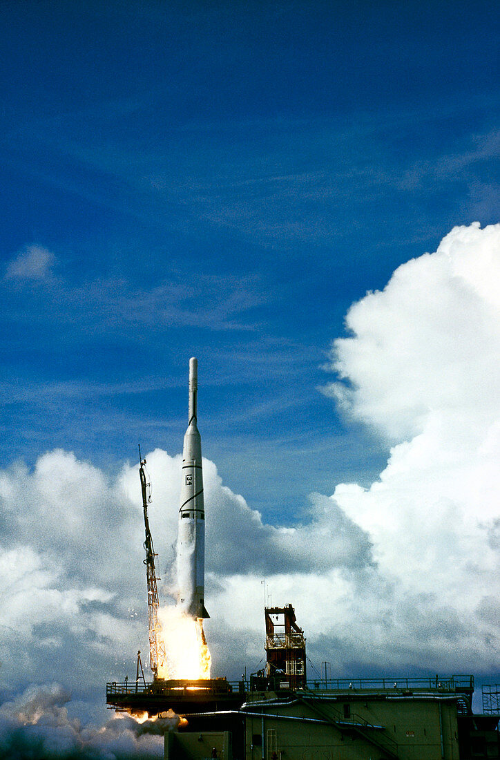 Explorer 6 launch