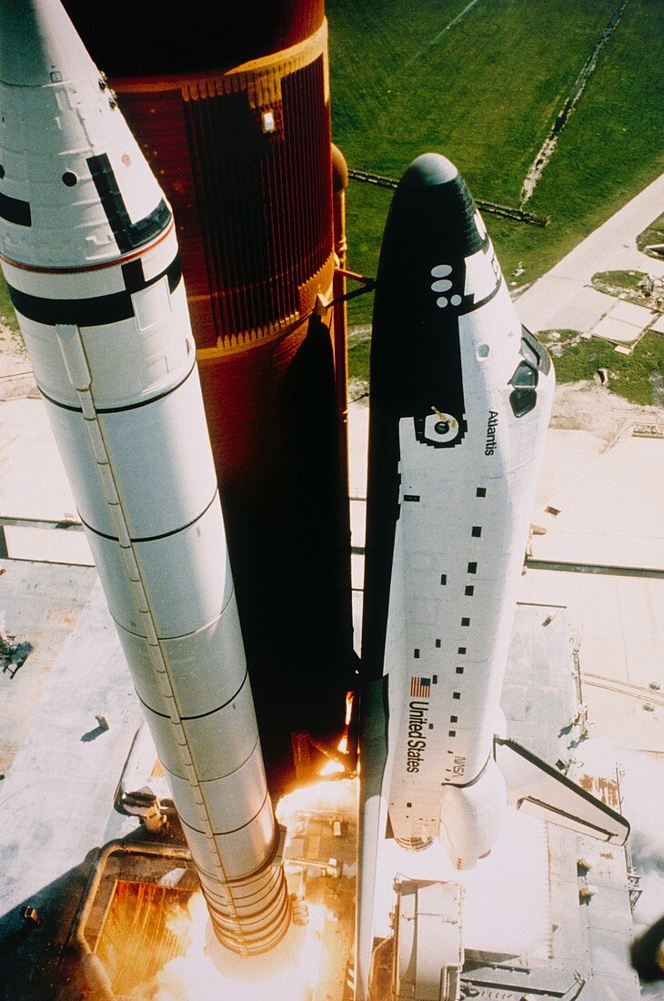 1st launch of the orbiter Atlantis on 3 Oct 1985
