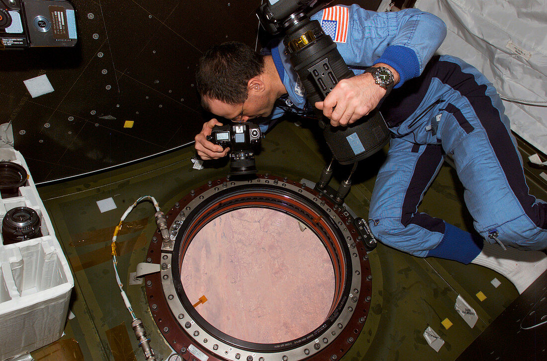 Donald Pettit,ISS astronaut