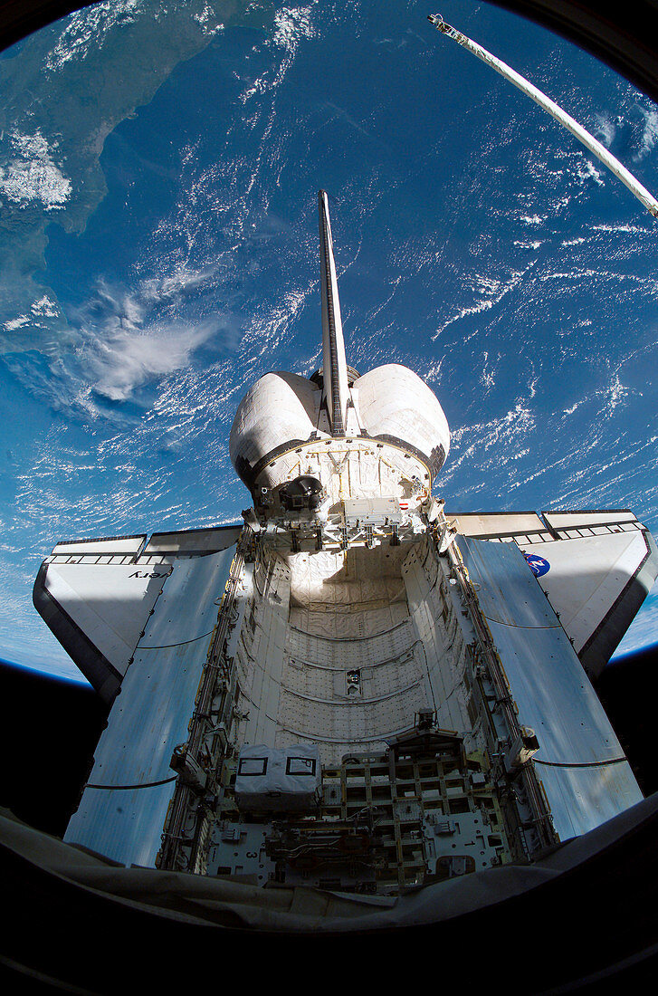 Discovery docked to the ISS,STS-114