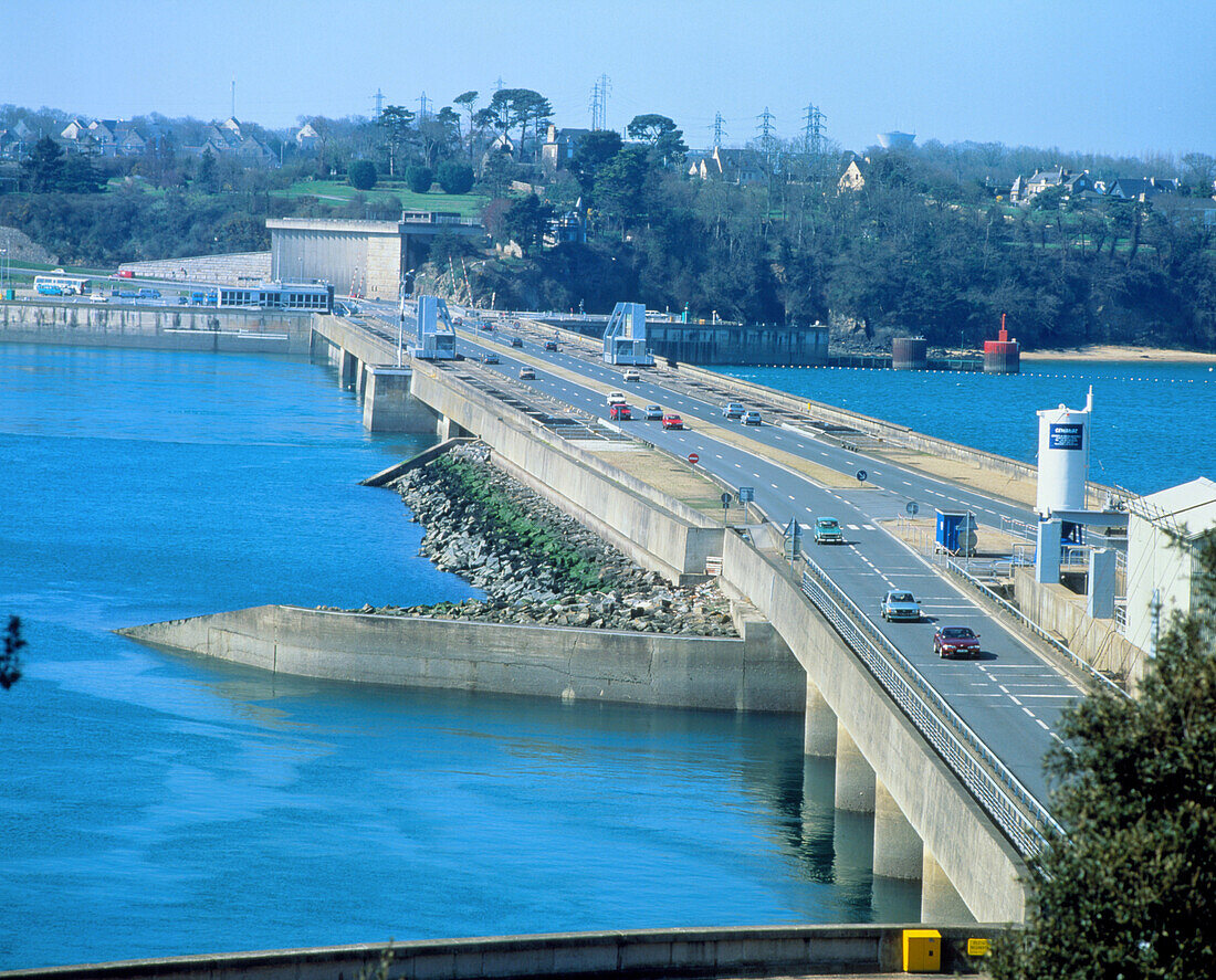 Rance tidal power barrage,France