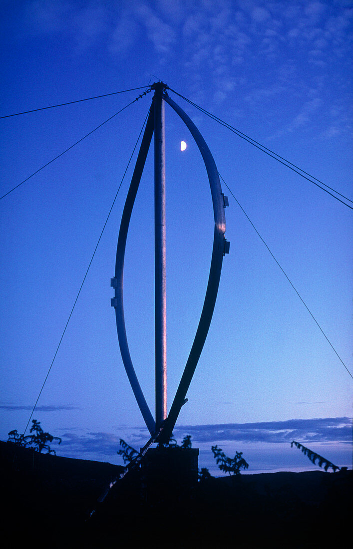 'Darrieus' vertical axis wind generator