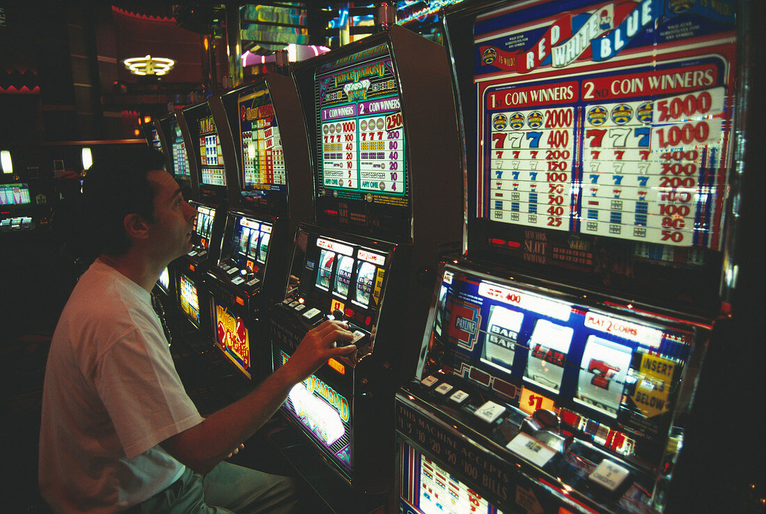 Casino gambling machines