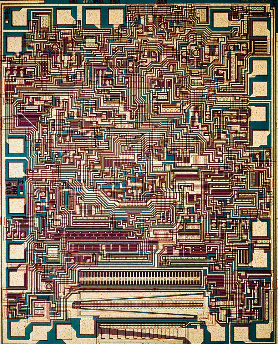 LM of surface of STL80 micro-processor