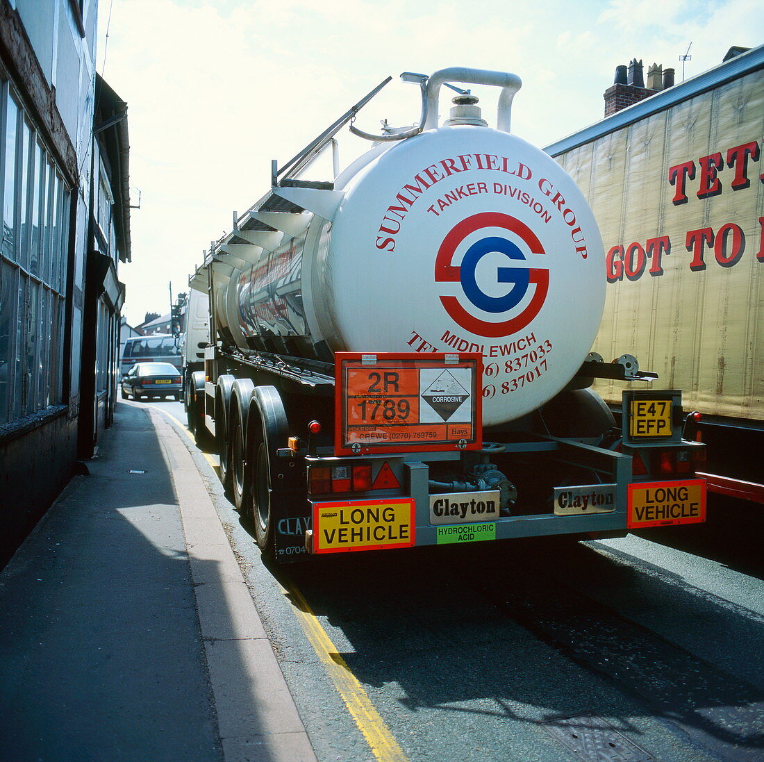 Chemical road tanker