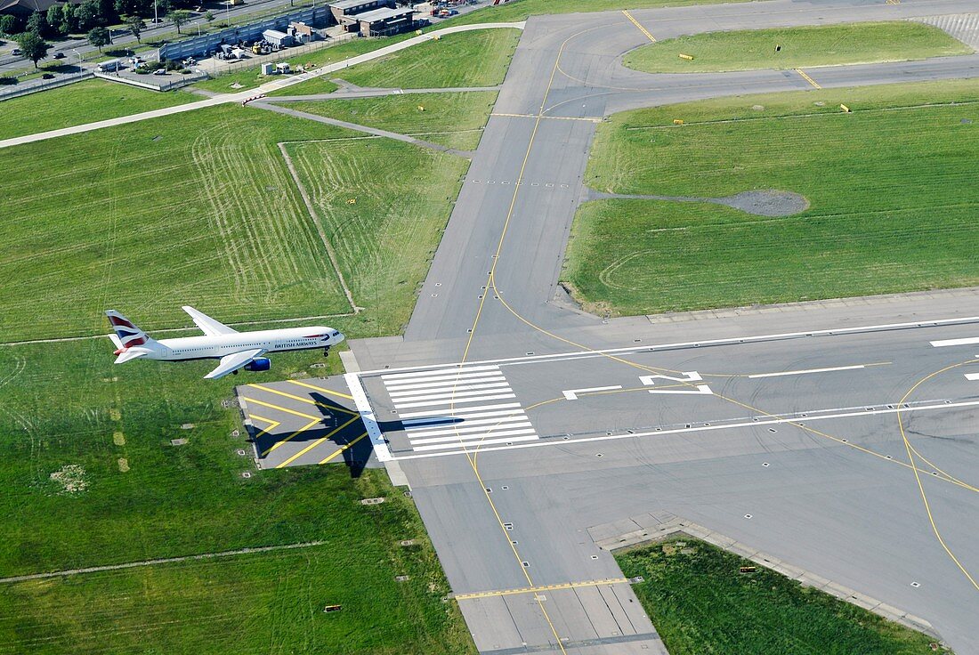Aeroplane landing,aerial photograph