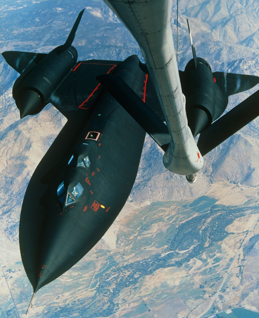 Air refuelling of SR-71 Blackbird