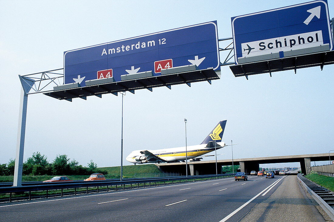 Boeing 747 airplane landing