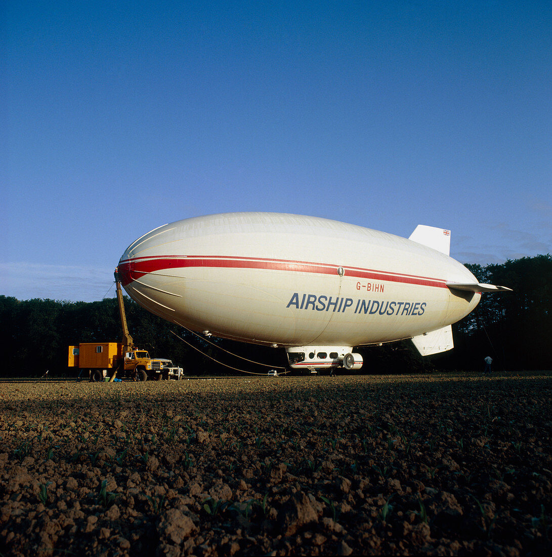Airship Industries airship(dirigible)
