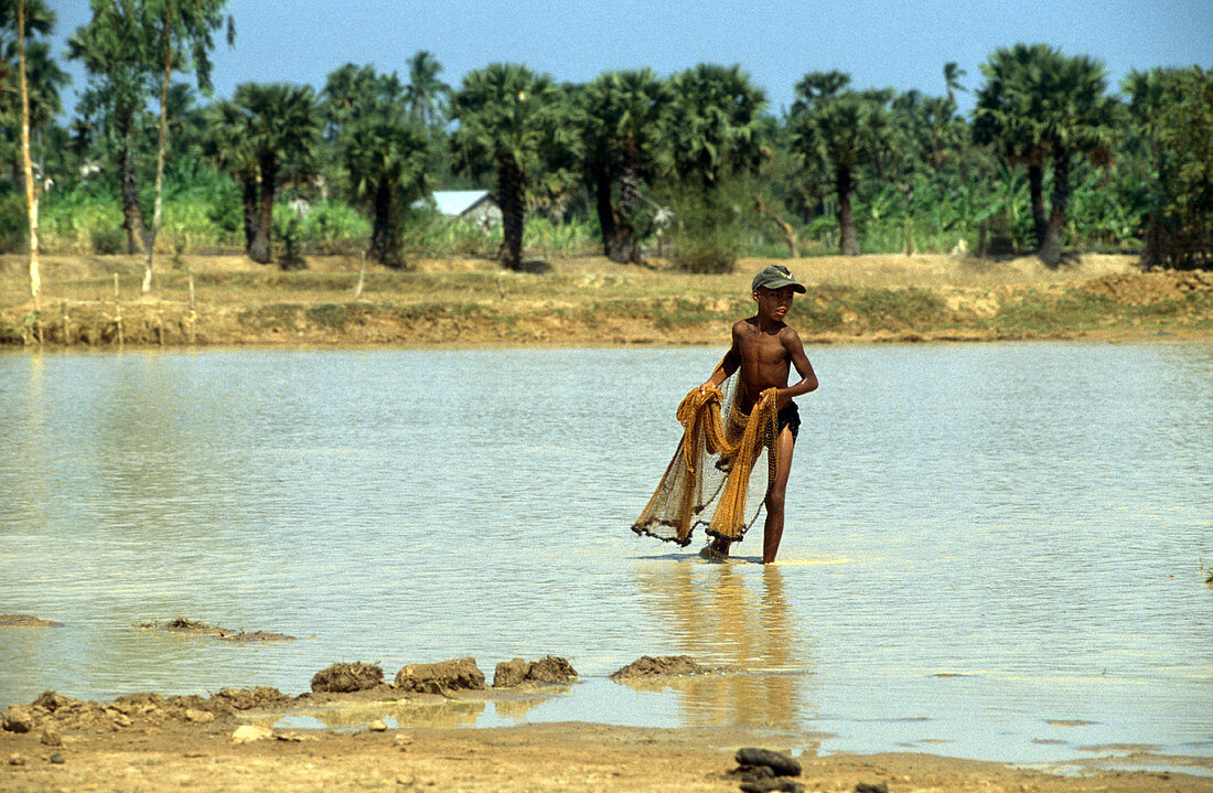 Freshwater fishing,Cambodia