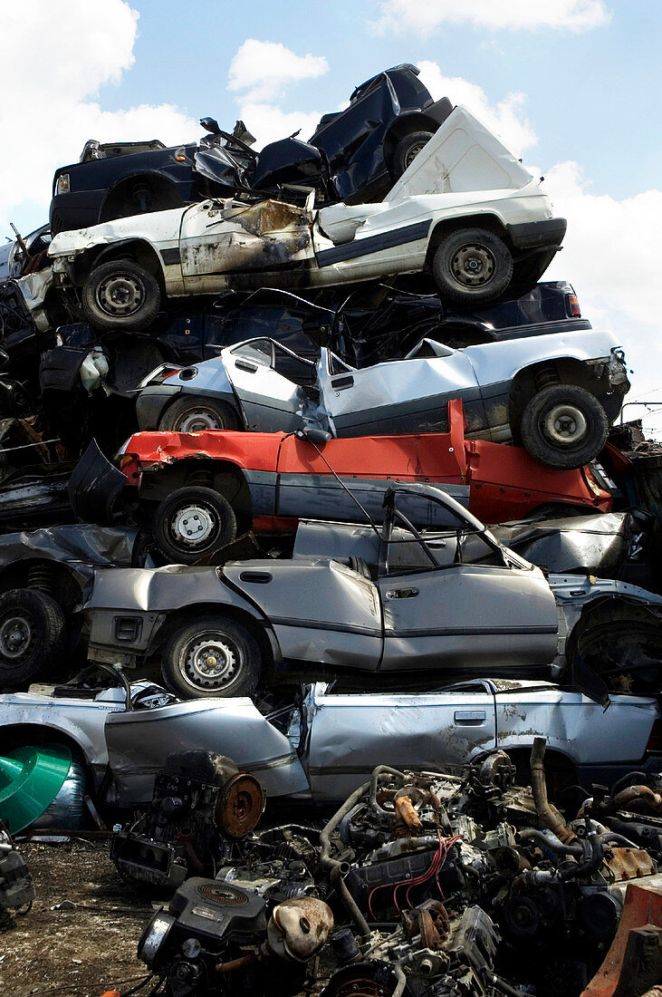 Recycling scrapped cars