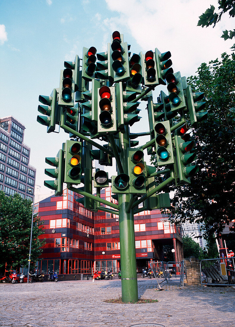 Traffic light sculpture