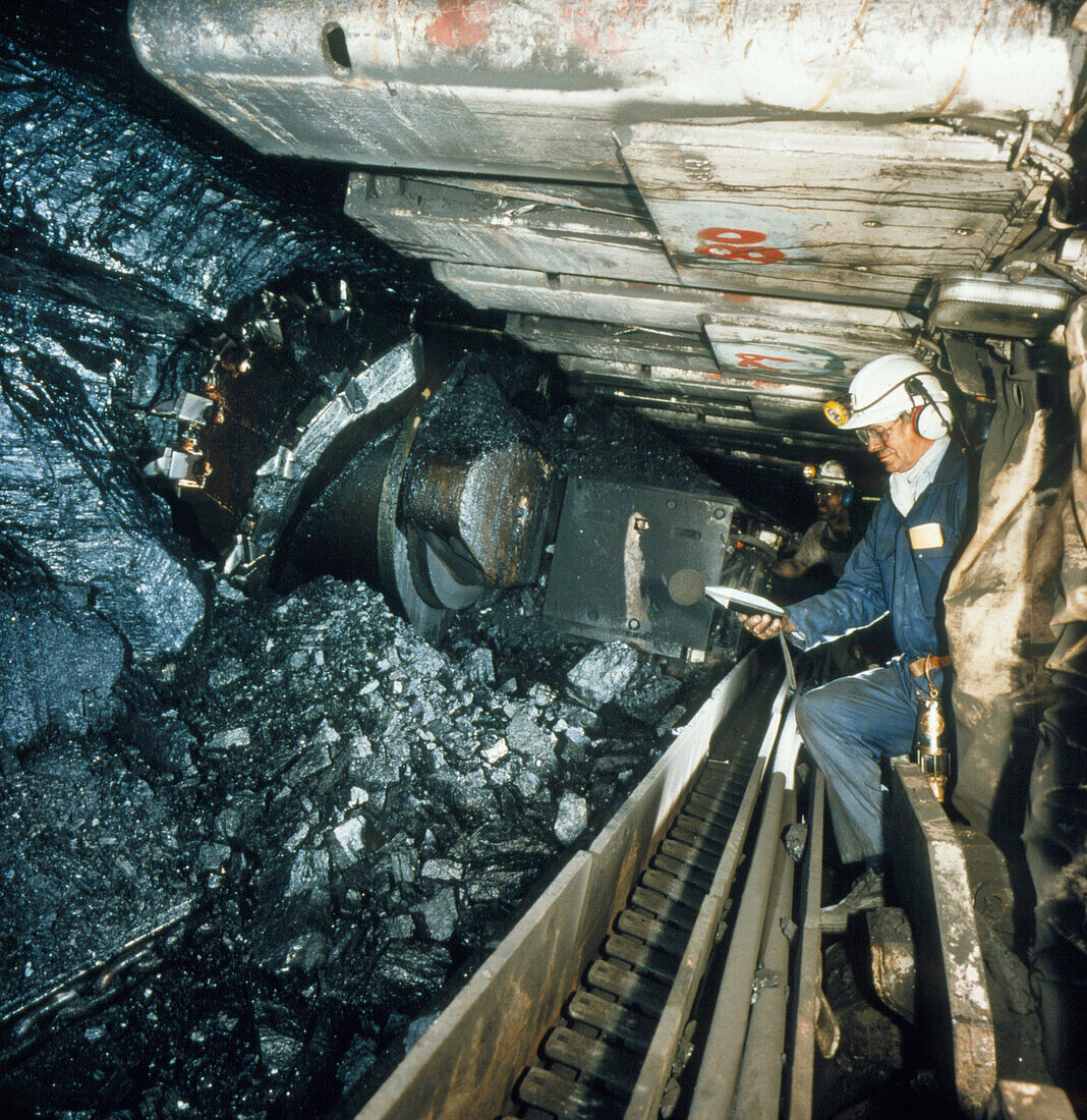 Measuring noise levels in a coal mine