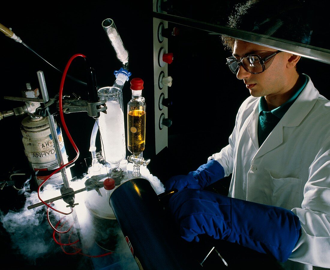 Chemist with a low temperature experiment