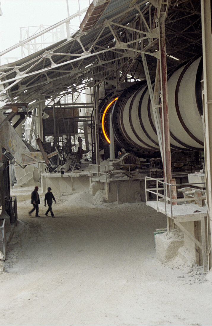 Rotary kiln for lime burning