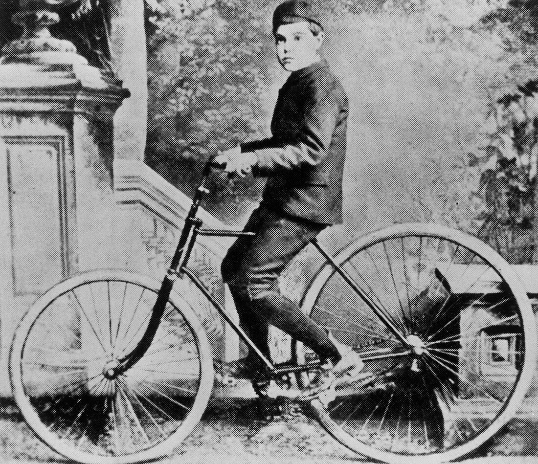 First bicycle with pneumatic tyres