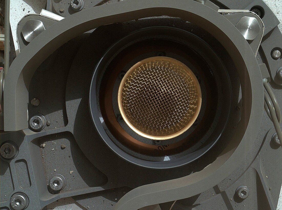 Curiosity rover's sample inlet,Mars