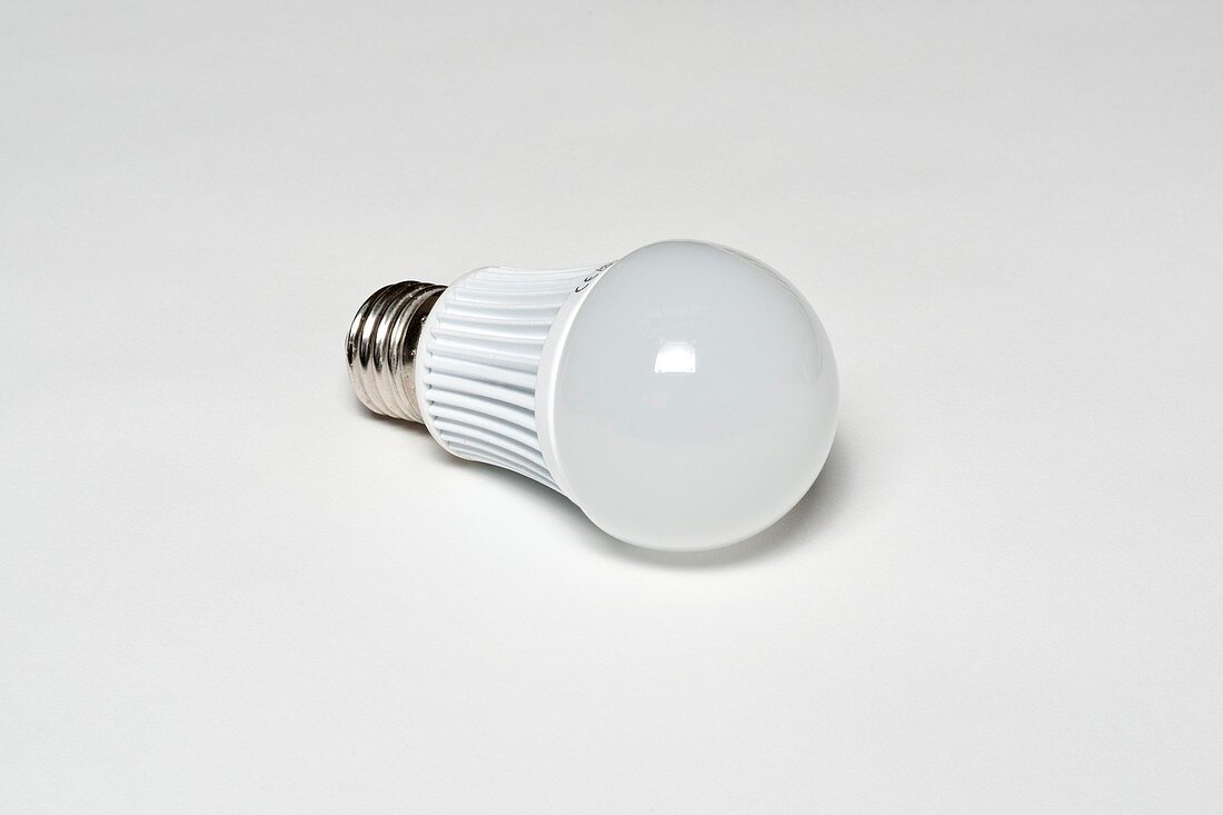 LED light bulb