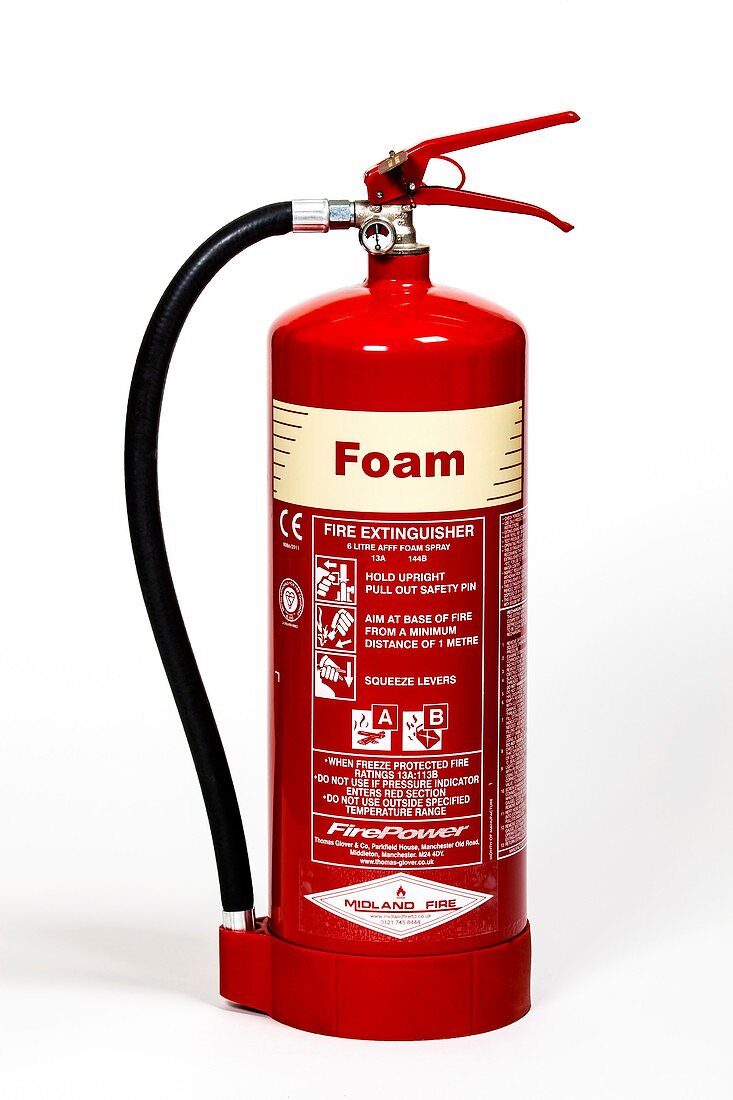 Foam fire extinguisher