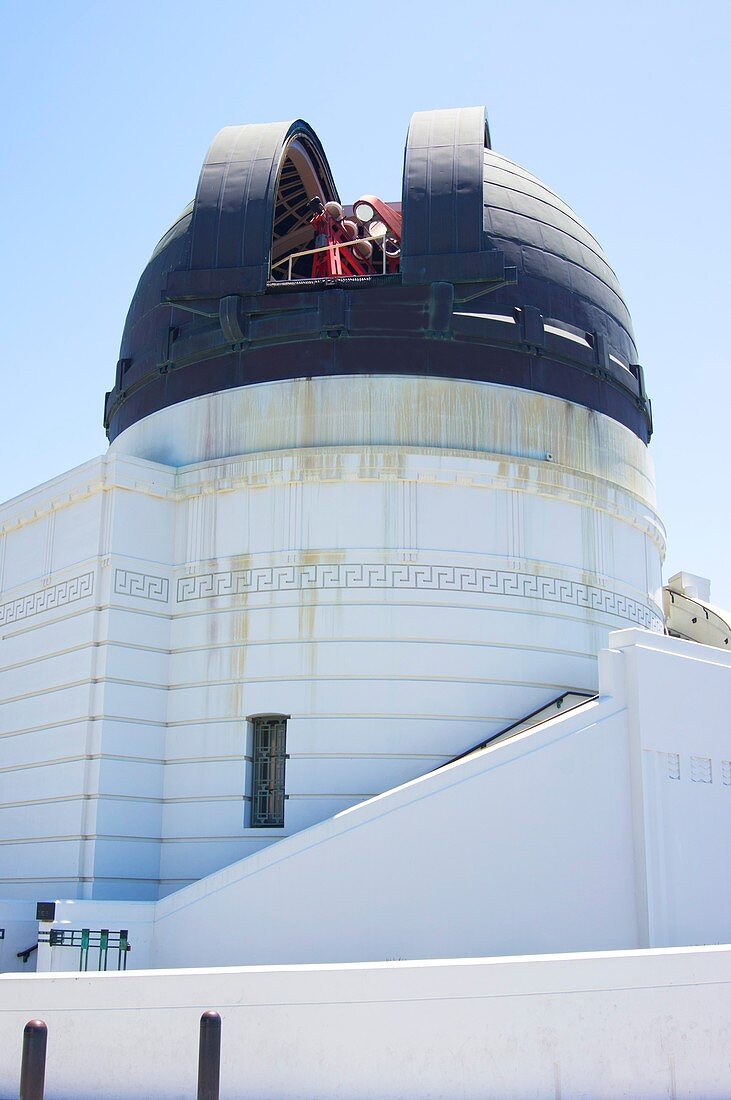 Coelostat dome at Griffith Observatory