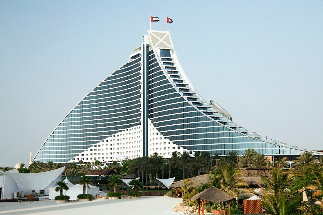 Jumeirah Beach Hotel,Dubai