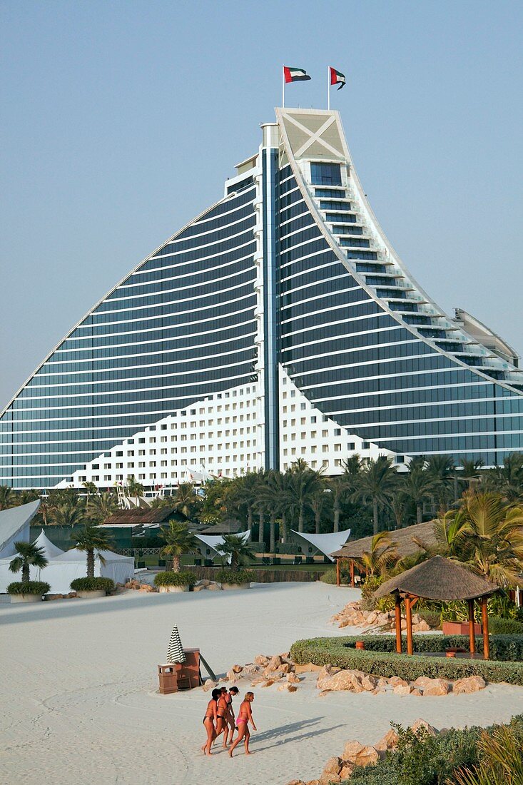 Jumeirah Beach Hotel,Dubai