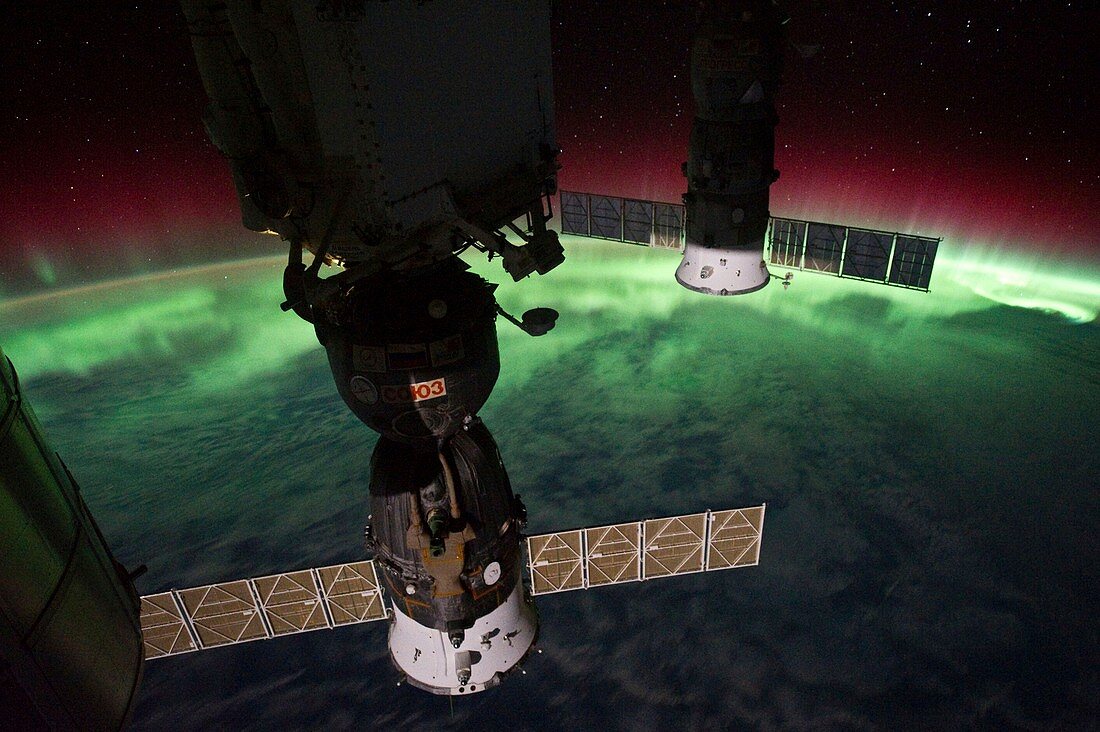 Aurora,ISS image