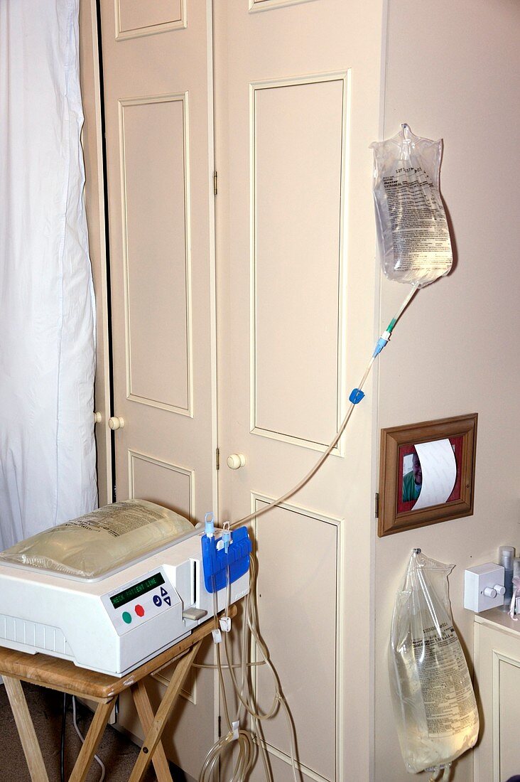 Peritoneal dialysis at home