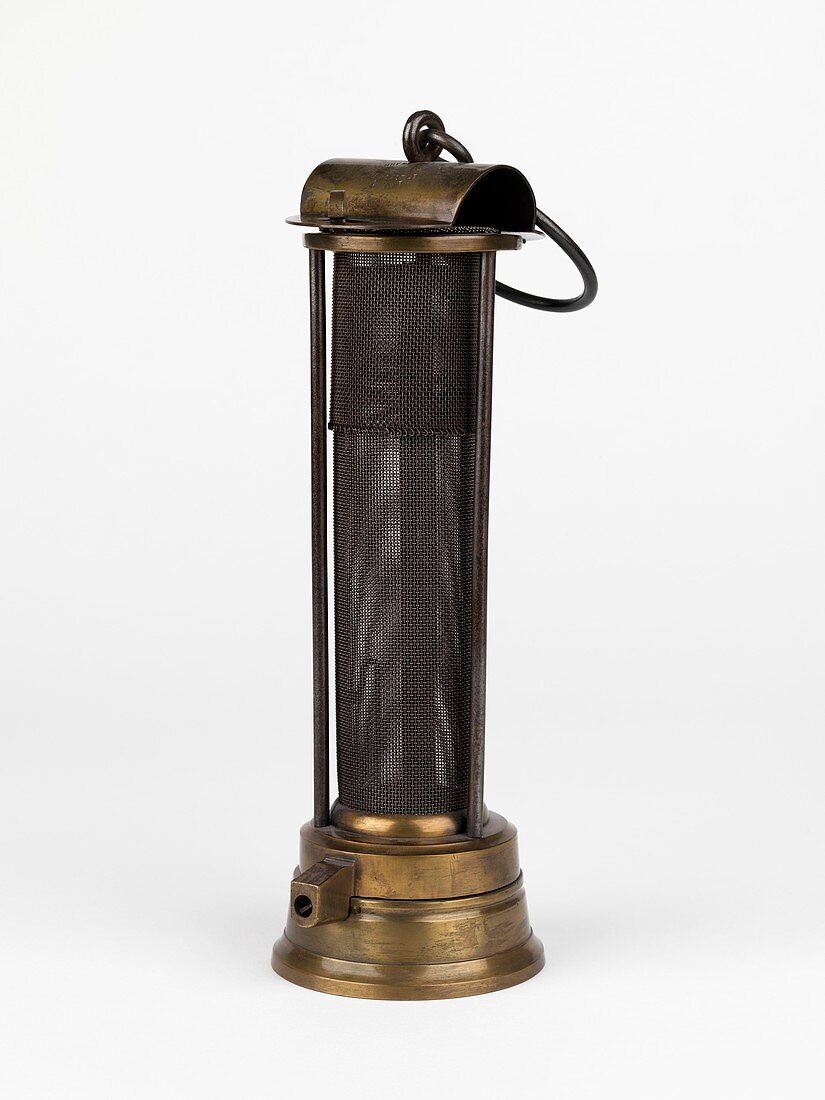 Davy miners' lamp