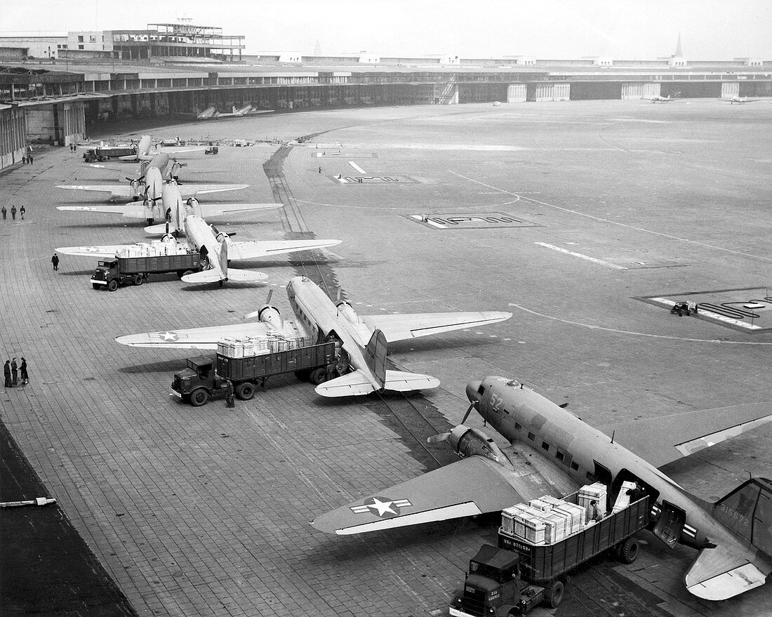 Berlin Airlift cargo aeroplanes,1948-9