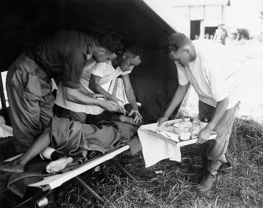 Penicillin injection,World War II