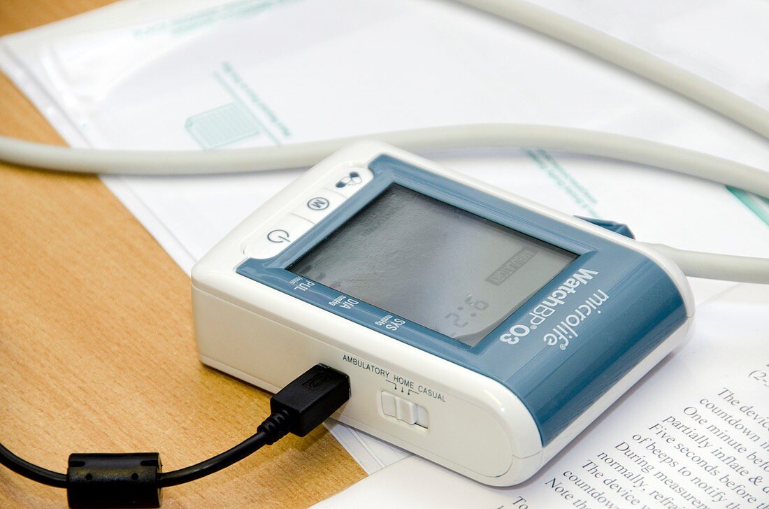 24 hour blood pressure monitor