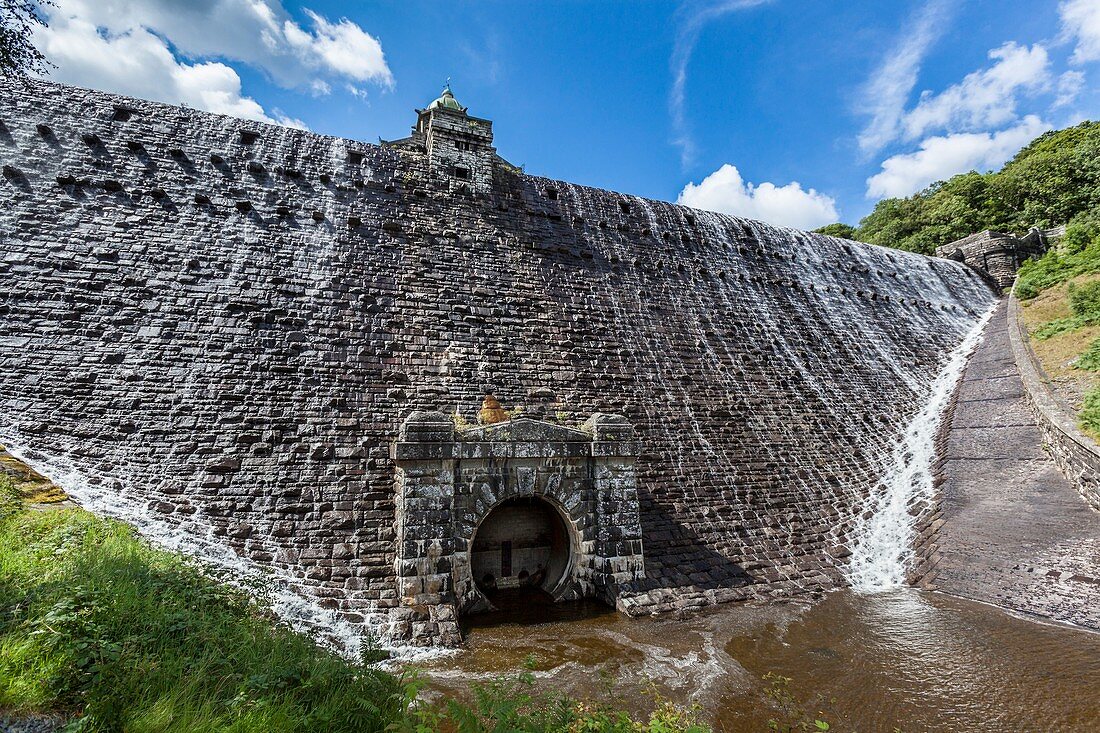 Pen-y-Garreg dam,Wales
