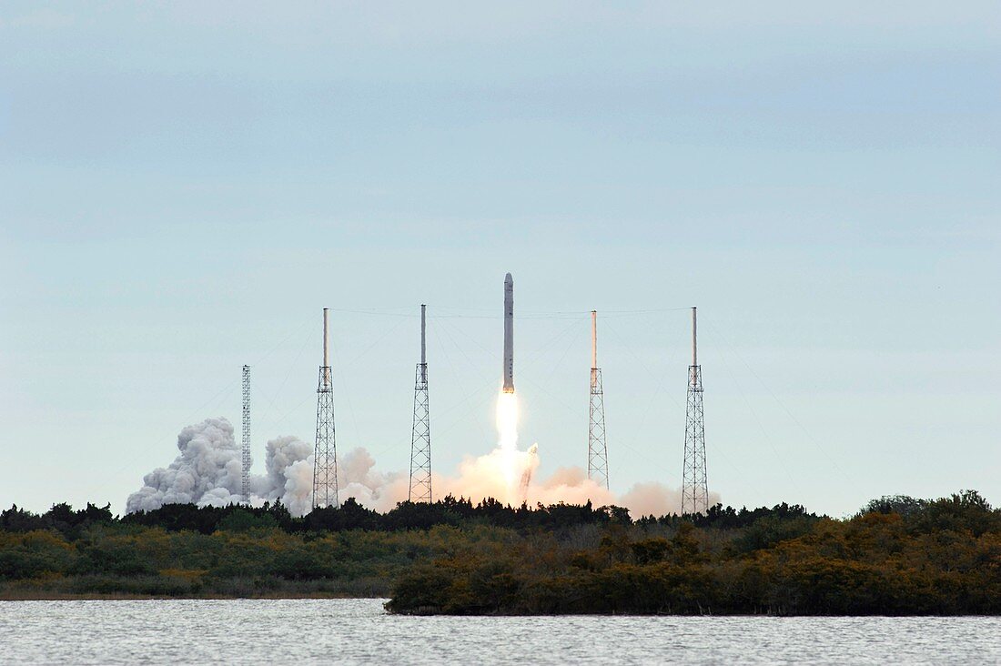 SpaceX CRS-2 launch,March 2013