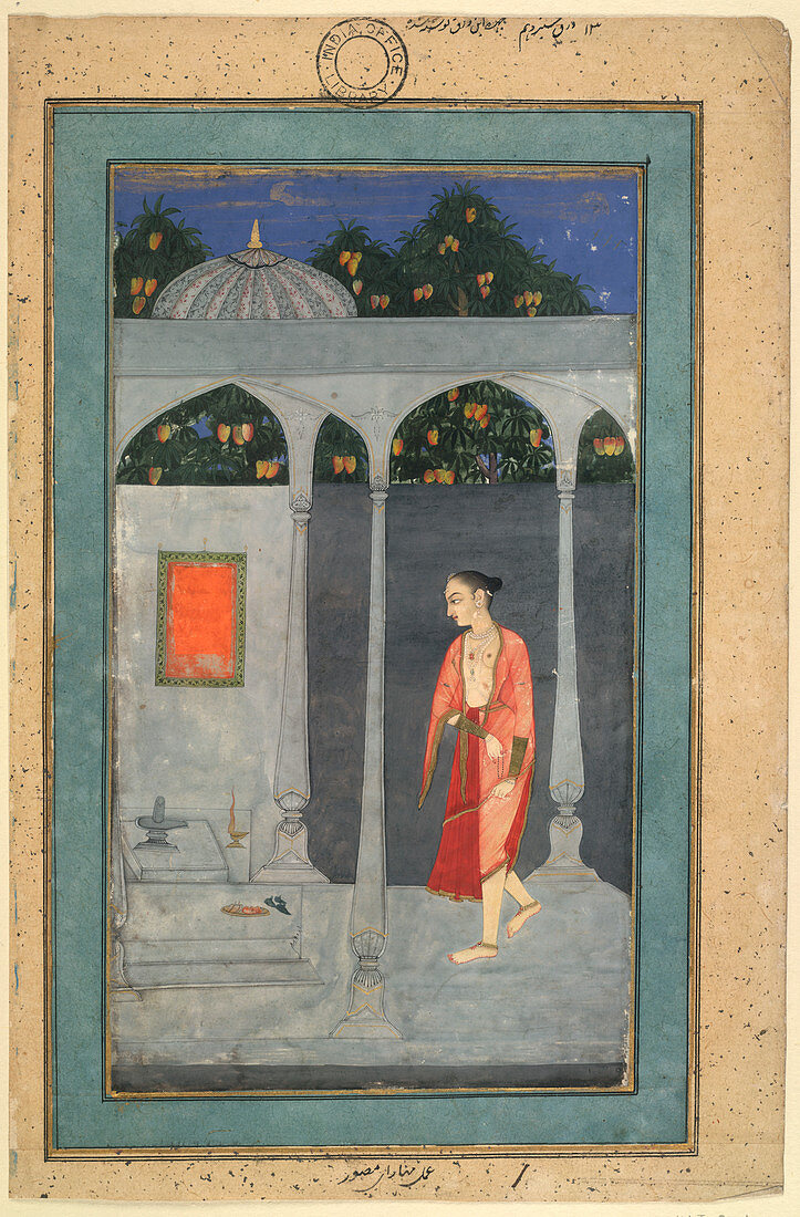 A lady visiting a shrine