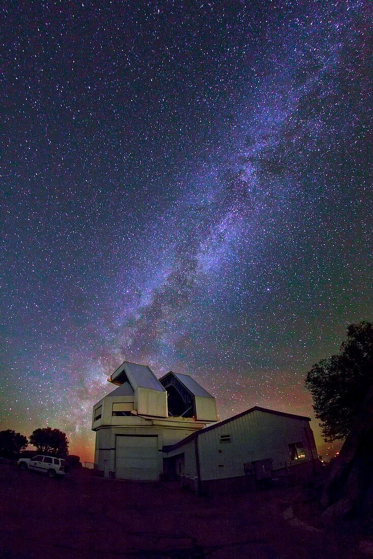Milky Way over Kitt Peak Observatory,USA