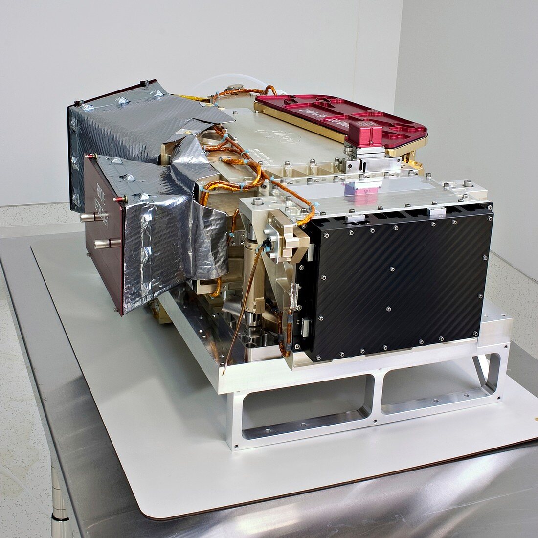 Imaging UV spectrograph instrument