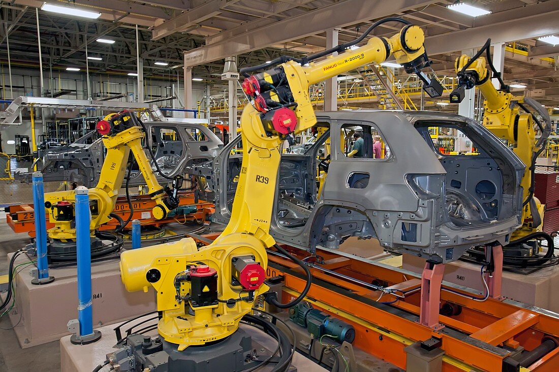 Jeep Grand Cherokee assembly line