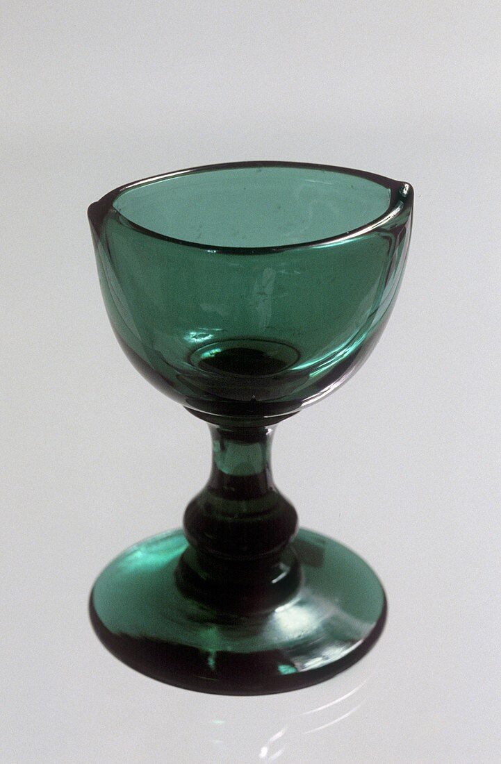 Glass eyebath,19th century