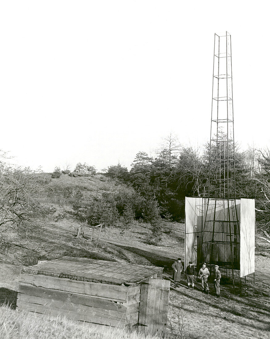 Goddard rocket launch tower,1929