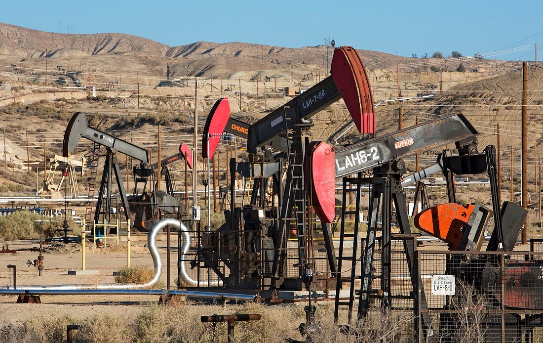 Oil production,California,USA