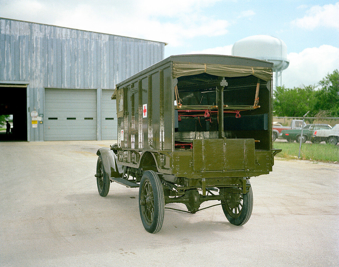 World War I field ambulance,US Army