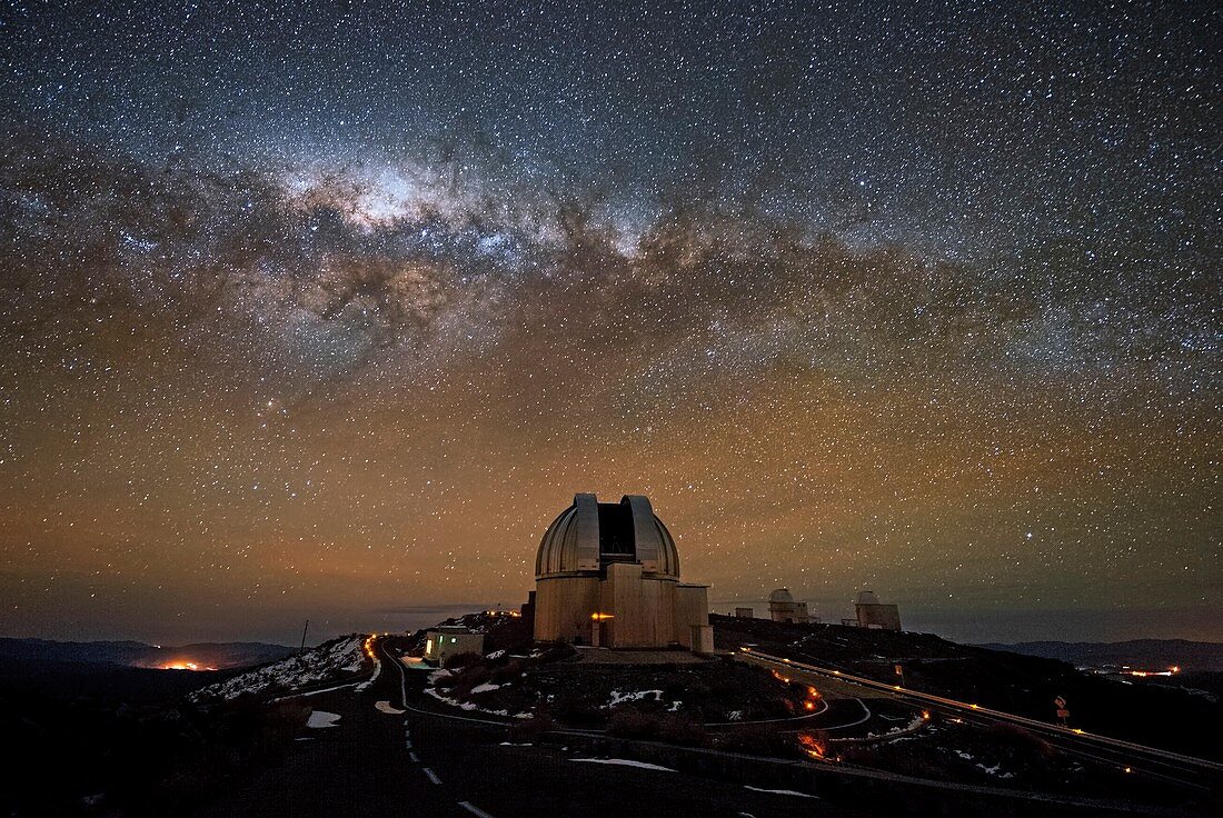 Milky Way over the MPG ESO telescope