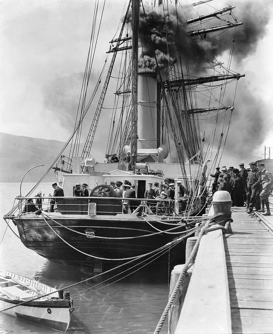 Terra Nova in New Zealand,1910