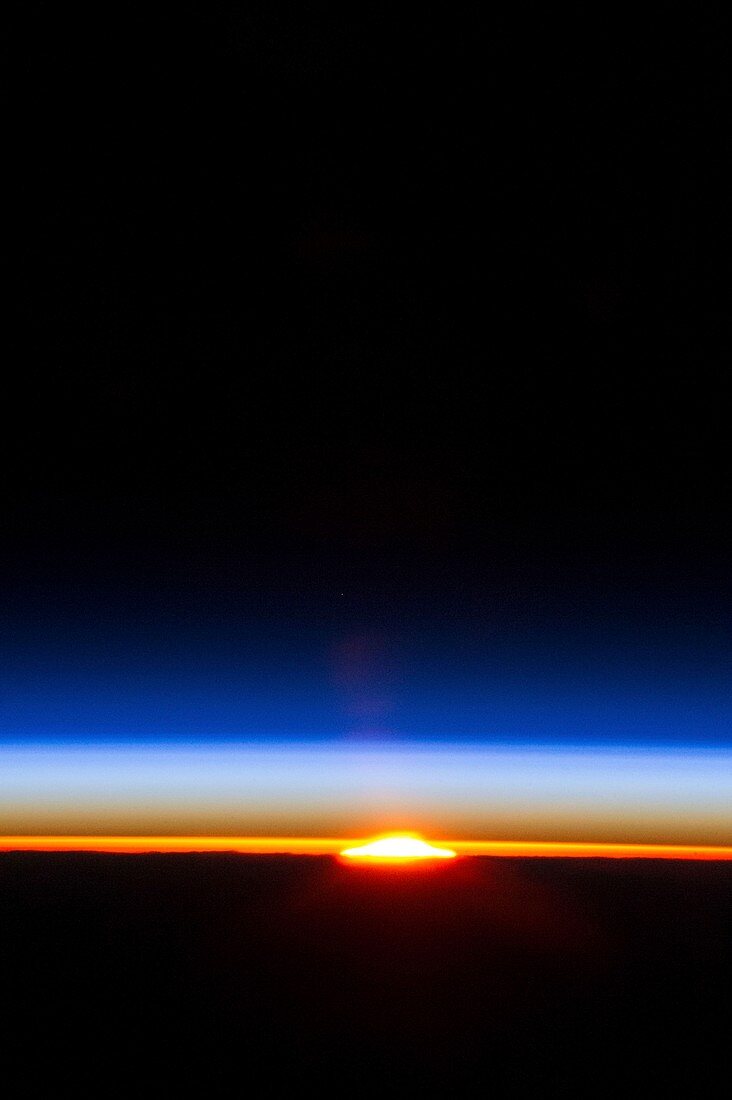 Sunlight distorted by Earth's atmosphere