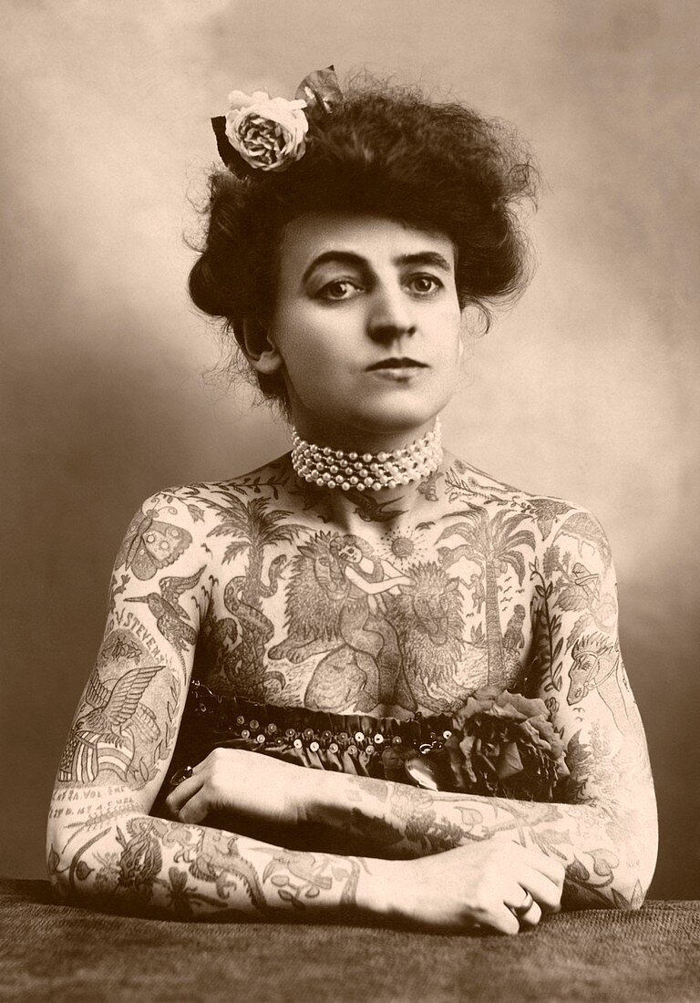 Maud Wagner,tattoo artiste