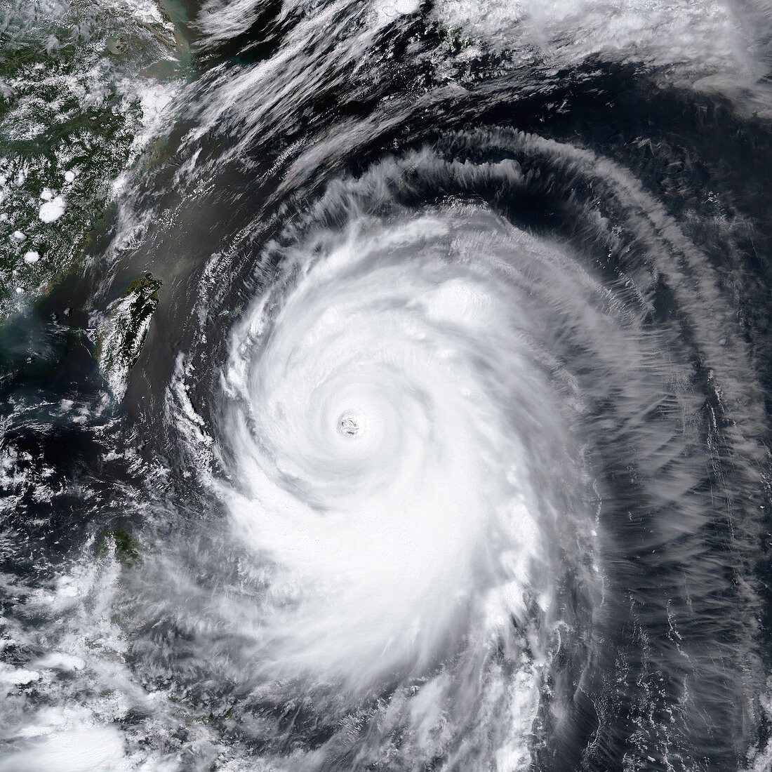 Super typhoon Neoguri,satellite image